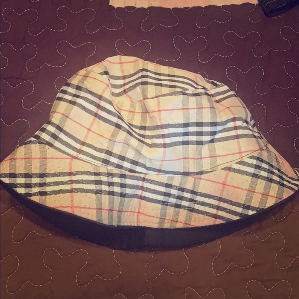 Sun hat that is reversible.